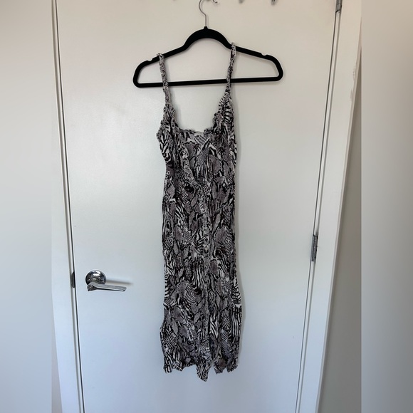 ARITZIA Wilfred Heartthrob Dress - Picture 4 of 8